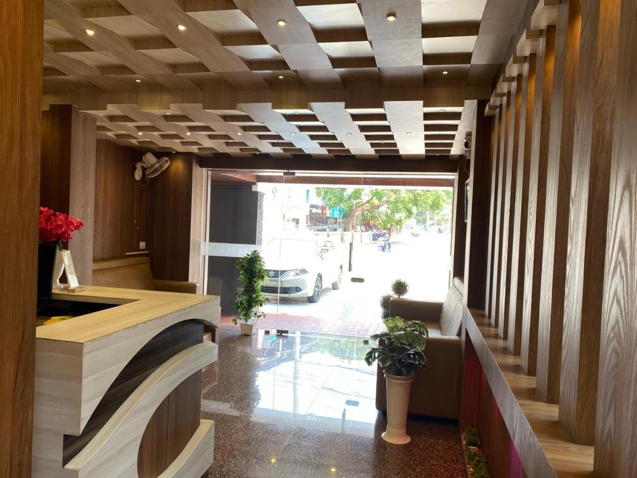 Vismaya Tower Guruvayur Exterior photo